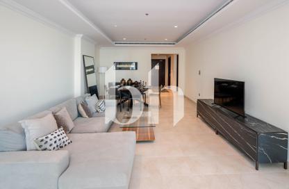 Apartment - 2 Bedrooms - 3 Bathrooms for rent in West Porto Drive - Porto Arabia - The Pearl Island - Doha