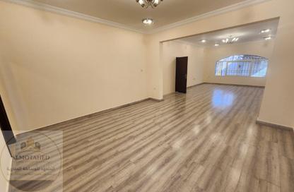 Apartment - 5 Bedrooms - 5 Bathrooms for rent in Street 870 - Al Duhail South - Al Duhail - Doha