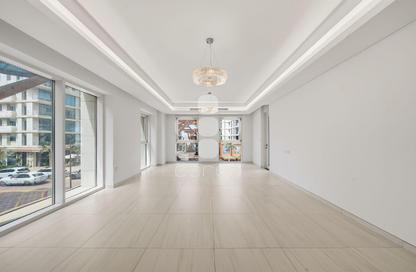 Apartment - 1 Bedroom - 2 Bathrooms for sale in Crystal Residence - Gewan Island - The Pearl Island - Doha