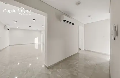Apartment - 2 Bedrooms - 3 Bathrooms for rent in Banyan Tree Doha - Musheireb - Doha