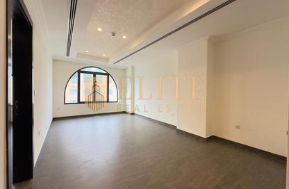 Apartment - 1 Bedroom - 2 Bathrooms for rent in West Porto Drive - Porto Arabia - The Pearl Island - Doha