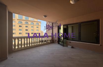 Apartment - 3 Bedrooms - 5 Bathrooms for rent in Marina Gate - Porto Arabia - The Pearl Island - Doha