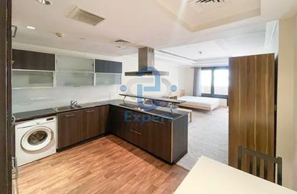 Apartment - Studio - 1 for rent in East Porto Drive - Porto Arabia - The Pearl Island - Doha Apartment - Studio - 1 for rent in East Porto Drive - Porto Arabia - The Pearl Island - Doha
