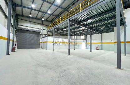 Warehouse - Studio - 2 Bathrooms for rent in East Industrial Street - Birkat Al Awamer - Al Wakra