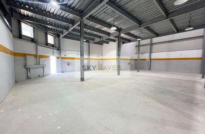 Warehouse - Studio - 2 Bathrooms for rent in East Industrial Street - Birkat Al Awamer - Al Wakra Warehouse - Studio - 2 Bathrooms for rent in East Industrial Street - Birkat Al Awamer - Al Wakra