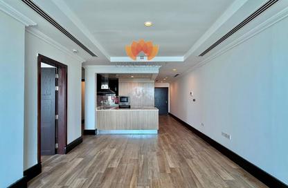 Apartment - 2 Bedrooms - 3 Bathrooms for rent in Viva East - Viva Bahriyah - The Pearl Island - Doha