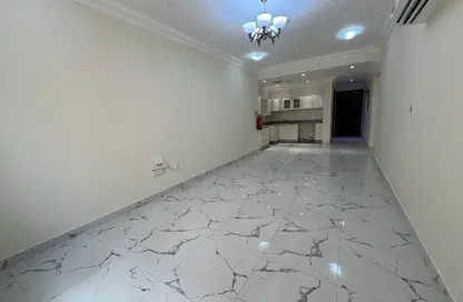 Apartment - 2 Bedrooms - 2 Bathrooms for rent in Ammar Bin Yasser Street - Al Aziziyah - Doha