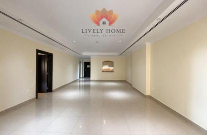 Apartment - 1 - 2 for rent in East Porto Drive - Porto Arabia - The Pearl Island - Doha Apartment - 1 - 2 for rent in East Porto Drive - Porto Arabia - The Pearl Island - Doha