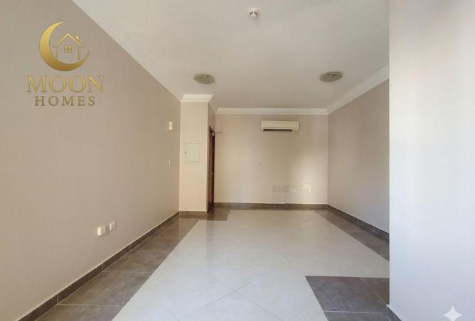 57031952 - Property Image 2