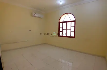 Apartment - 1 Bedroom - 1 Bathroom for rent in Onaiza Street - Diplomatic Area - Doha
