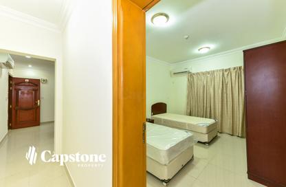 Apartment - 2 Bedrooms - 2 Bathrooms for rent in Al Sadd Road - Al Sadd - Doha