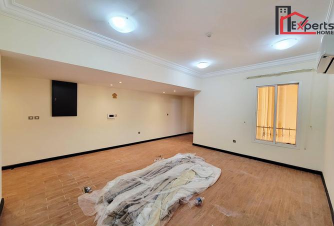 1015046 - Property Image 2