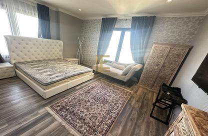 Apartment - 2 Bedrooms - 3 Bathrooms for rent in West Porto Drive - Porto Arabia - The Pearl Island - Doha
