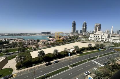 Apartment - 2 Bedrooms - 3 Bathrooms for rent in West Porto Drive - Porto Arabia - The Pearl Island - Doha