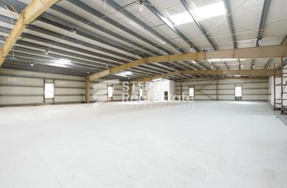 Warehouse - Studio - 1 Bathroom for rent in East Industrial Street - Birkat Al Awamer - Al Wakra