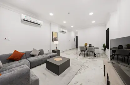 Apartment - 2 Bedrooms - 3 Bathrooms for rent in Mirqab Mall - Al Mirqab Al Jadeed - Doha