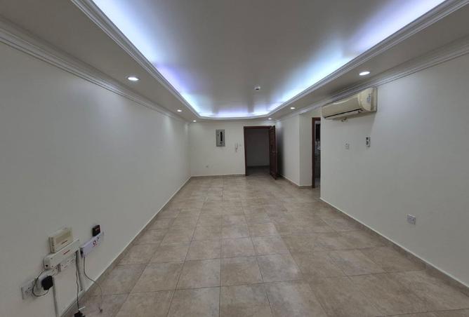 986044 - Property Image 2