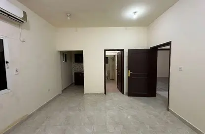 Apartment - 2 Bedrooms - 1 Bathroom for rent in Al Kharaitiyat - Al Kharaitiyat - Al Kharaitiyat - Umm Salal Mohammed