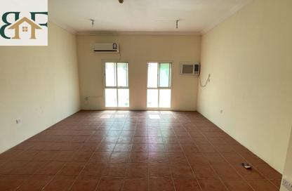 Apartment - 3 Bedrooms - 3 Bathrooms for rent in Al Mansoura - Al Mansoura - Doha