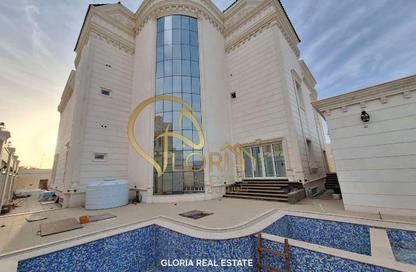 Villa - 5 Bedrooms - 6 Bathrooms for rent in Al Dafna - Al Dafna - Doha