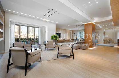 Townhouse - 3 - 4 for rent in The Pearl Island - Doha