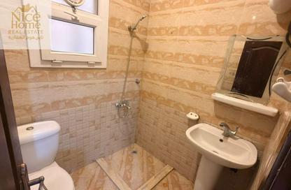 Villa - 5 - 4 for rent in Izghawa - Izghawa - Doha Villa - 5 - 4 for rent in Izghawa - Izghawa - Doha