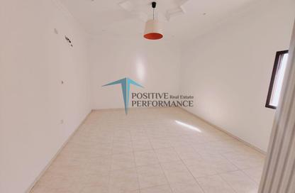 Apartment - 1 - 1 for rent in Onaiza - Onaiza - Doha