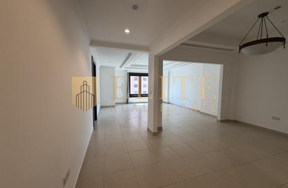 Apartment - 1 - 2 for rent in East Porto Drive - Porto Arabia - The Pearl Island - Doha