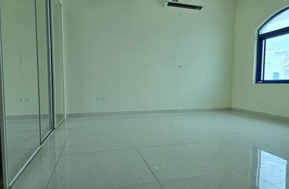 مجمع سكني - 5 غرف نوم - 6 حمامات للايجار في النعيجة - الدوحة مجمع سكني - 5 غرف نوم - 6 حمامات للايجار في النعيجة - الدوحة