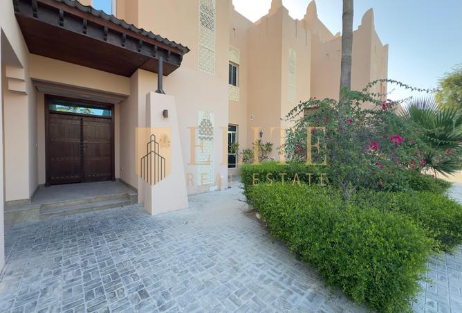 56723572 - Property Image 2