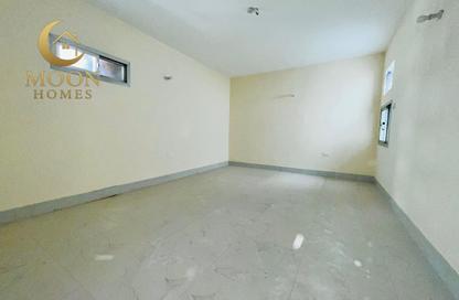 Apartment - 3 - 2 for rent in Umm Ghwailina Comm - Umm Ghuwalina - Umm Ghuwailina - Doha