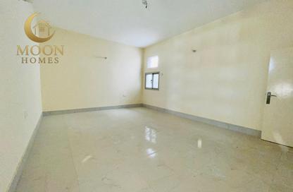 Apartment - 3 - 2 for rent in Umm Ghwailina Comm - Umm Ghuwalina - Umm Ghuwailina - Doha