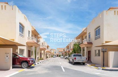 Villa - 5 Bedrooms - 5 Bathrooms for rent in Down Town - Down Town - Al Khor