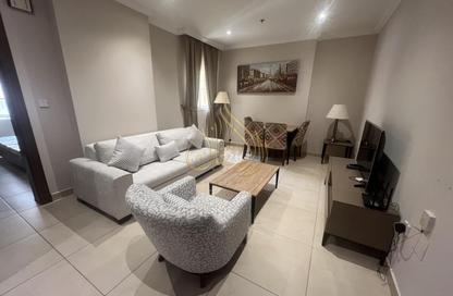 Apartment - 1 Bedroom - 2 Bathrooms for rent in Salaja Street - Doha Al Jadeed - Doha