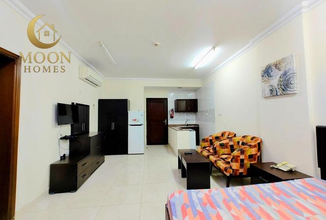 998535 - Property Image 2