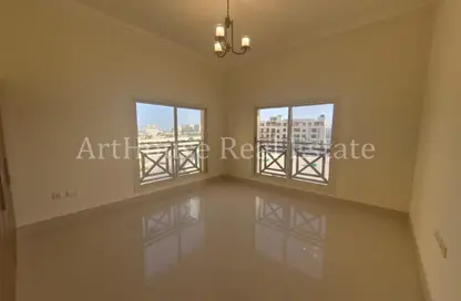 شقة - 3 غرف نوم - 3 حمامات للايجار في جنوب فوكس هيلس - فوكس هيلز - الوسيل