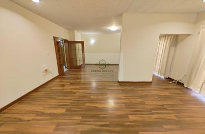 Apartment - 2 Bedrooms - 2 Bathrooms for rent in Al Mansoura - Al Mansoura - Doha