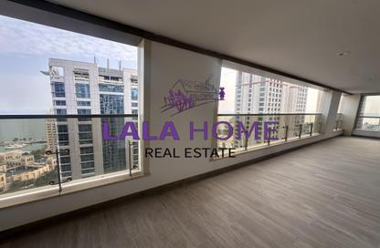 Apartment - 3 Bedrooms - 5 Bathrooms for rent in West Bay Tower - West Bay - West Bay - Doha