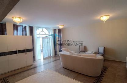 Apartment - Studio - 1 Bathroom for rent in Al Dafna - Al Dafna - Doha Apartment - Studio - 1 Bathroom for rent in Al Dafna - Al Dafna - Doha