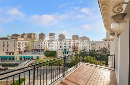 Apartment - 2 Bedrooms - 3 Bathrooms for sale in Chateau - Qanat Quartier - The Pearl Island - Doha