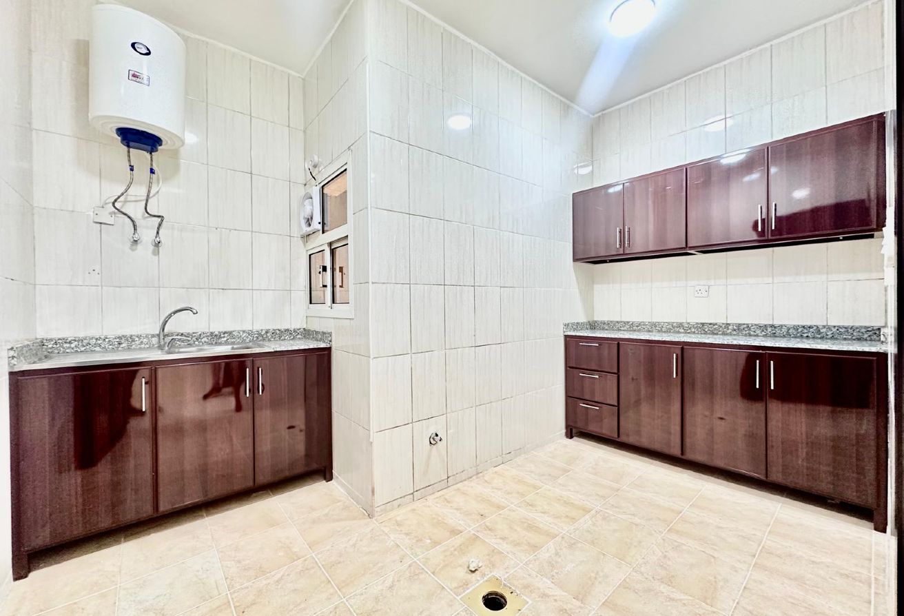 GREAT OFFER ! PRISTINE 3 BDR + BALCONIES | 6K ONLY