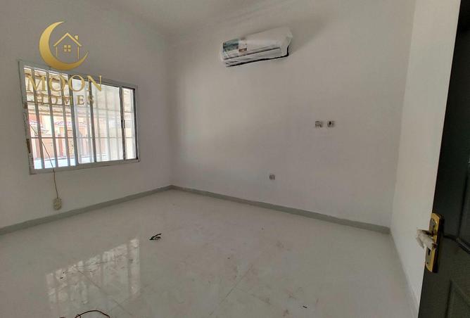 54196998 - Property Image 3