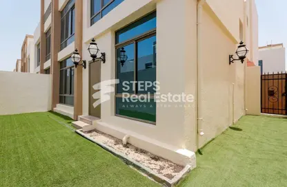 Compound - 6 Bedrooms - 4 Bathrooms for sale in Al Wukair - Al Wukair - Al Wakra