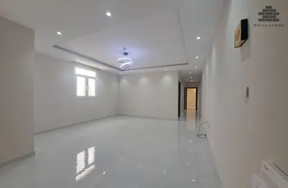 Apartment - 2 Bedrooms - 2 Bathrooms for rent in EB23 - Musheireb - Musheireb - Doha