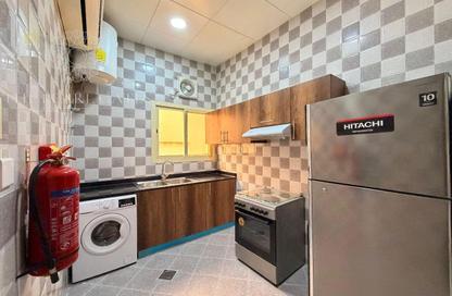 شقة - 2 غرف نوم - 2 حمامات للايجار في شارع النصر - النصر - الدوحة