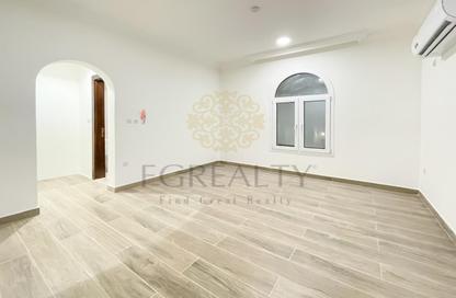 Compound - 5 - 6 for rent in Wadi Al Markh - Muraikh - AlMuraikh - Doha