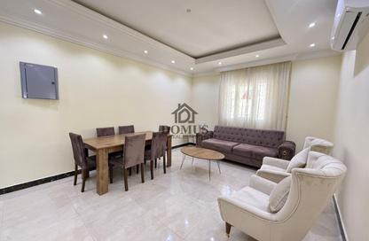 Apartment - 2 Bedrooms - 2 Bathrooms for rent in Thabit Bin Zaid Street - Al Mansoura - Doha