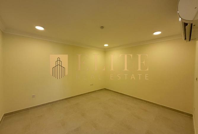 1006092 - Property Image 3