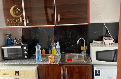 Apartment - 1 Bedroom - 1 Bathroom for rent in Umm Ghwailina Comm - Umm Ghuwalina - Umm Ghuwailina - Doha