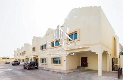 Villa - 3 Bedrooms - 5 Bathrooms for rent in Wadi Al Shaheeniya Street - Ain Khaled - Doha